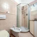 Hostdomus - Royal Pinamare Appartement Marina dʼAndora