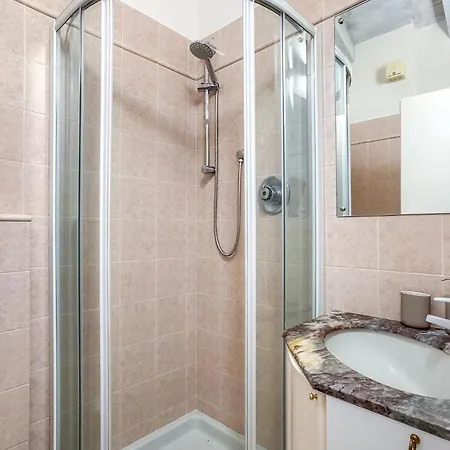 Hostdomus - Royal Pinamare Daire