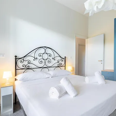 Hostdomus - Royal Pinamare Daire *