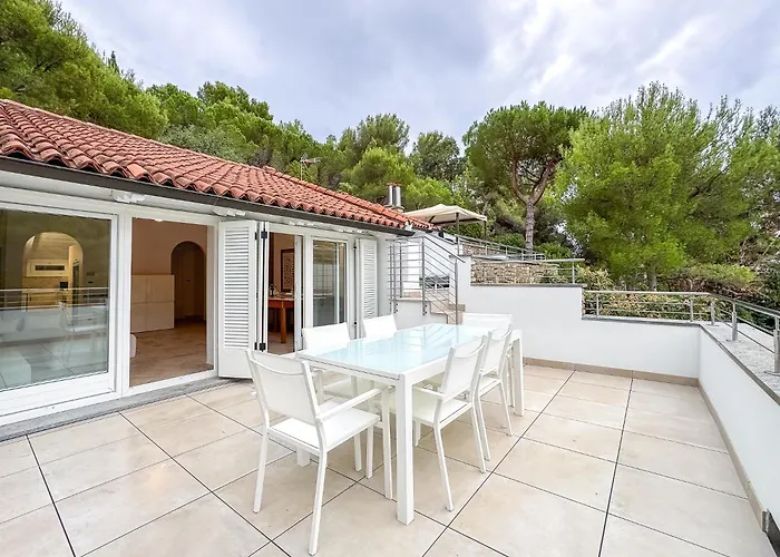 Hostdomus - Royal Pinamare