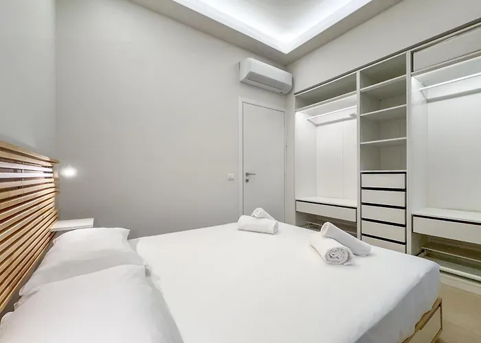 Hostdomus - Royal Pinamare Marina dʼAndora